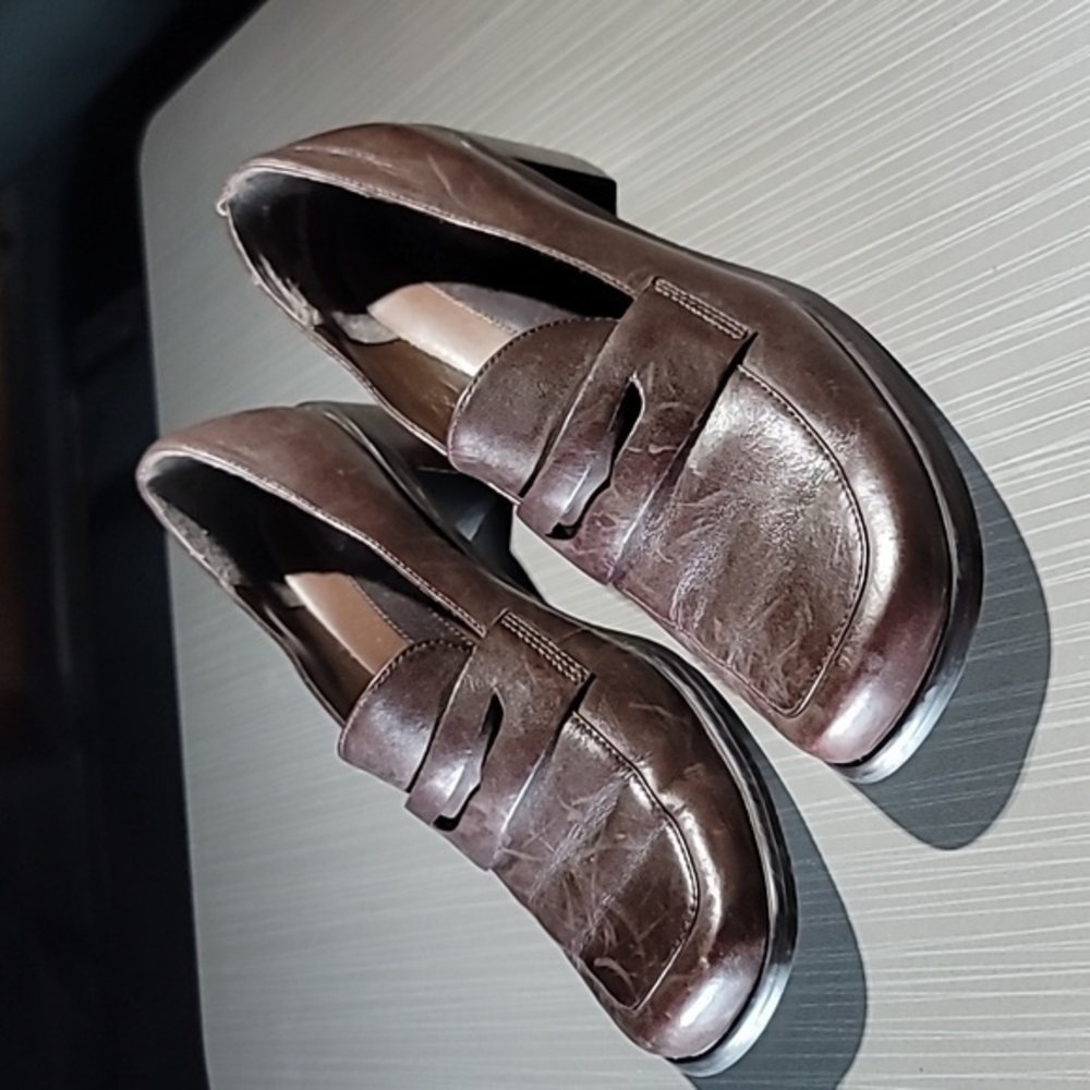 BASS Brown Leather Heeled Loafers Women's 7.5M Great Condition